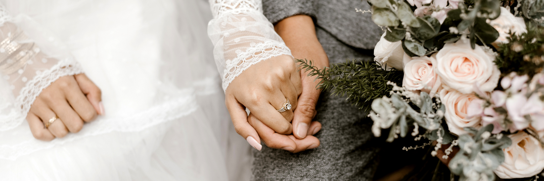 Couple de Marié avec une montre à gousset