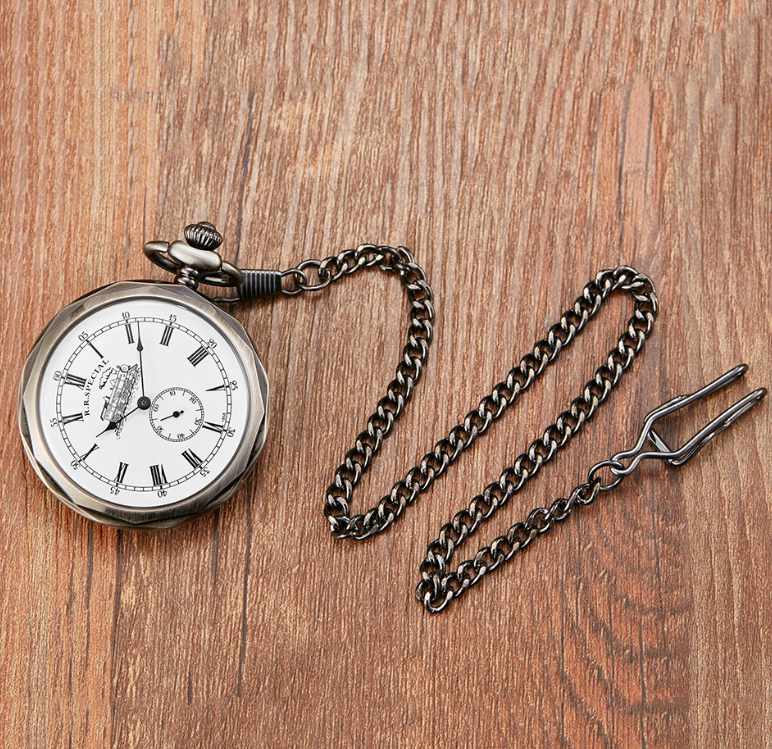 montre à gousset en forme dodécagonale avec une chaine